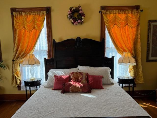 Madisonville Woodbine Inn And Restaurant מראה חיצוני תמונה