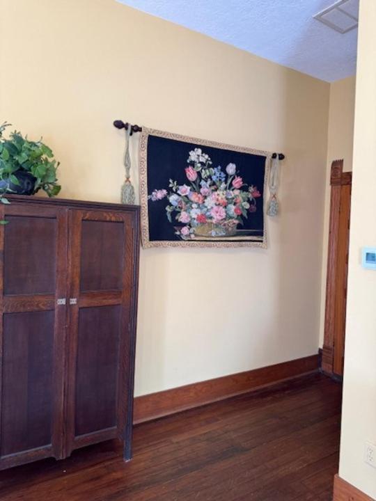 Madisonville Woodbine Inn And Restaurant מראה חיצוני תמונה