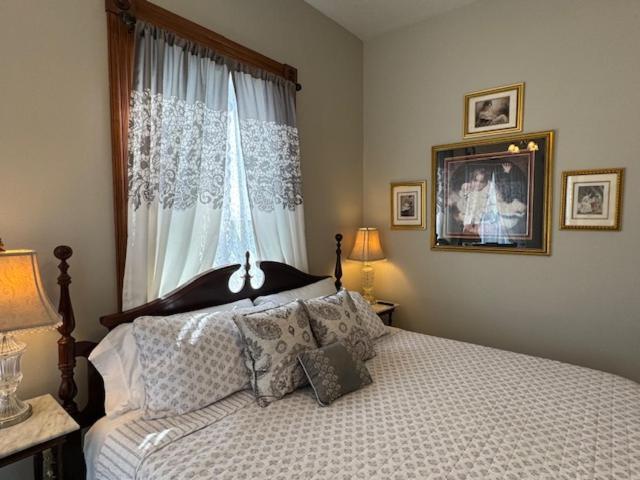 Madisonville Woodbine Inn And Restaurant מראה חיצוני תמונה