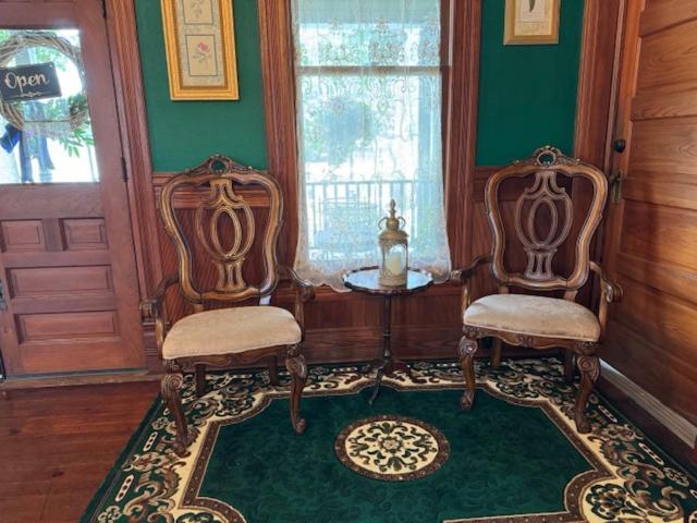 Madisonville Woodbine Inn And Restaurant מראה חיצוני תמונה