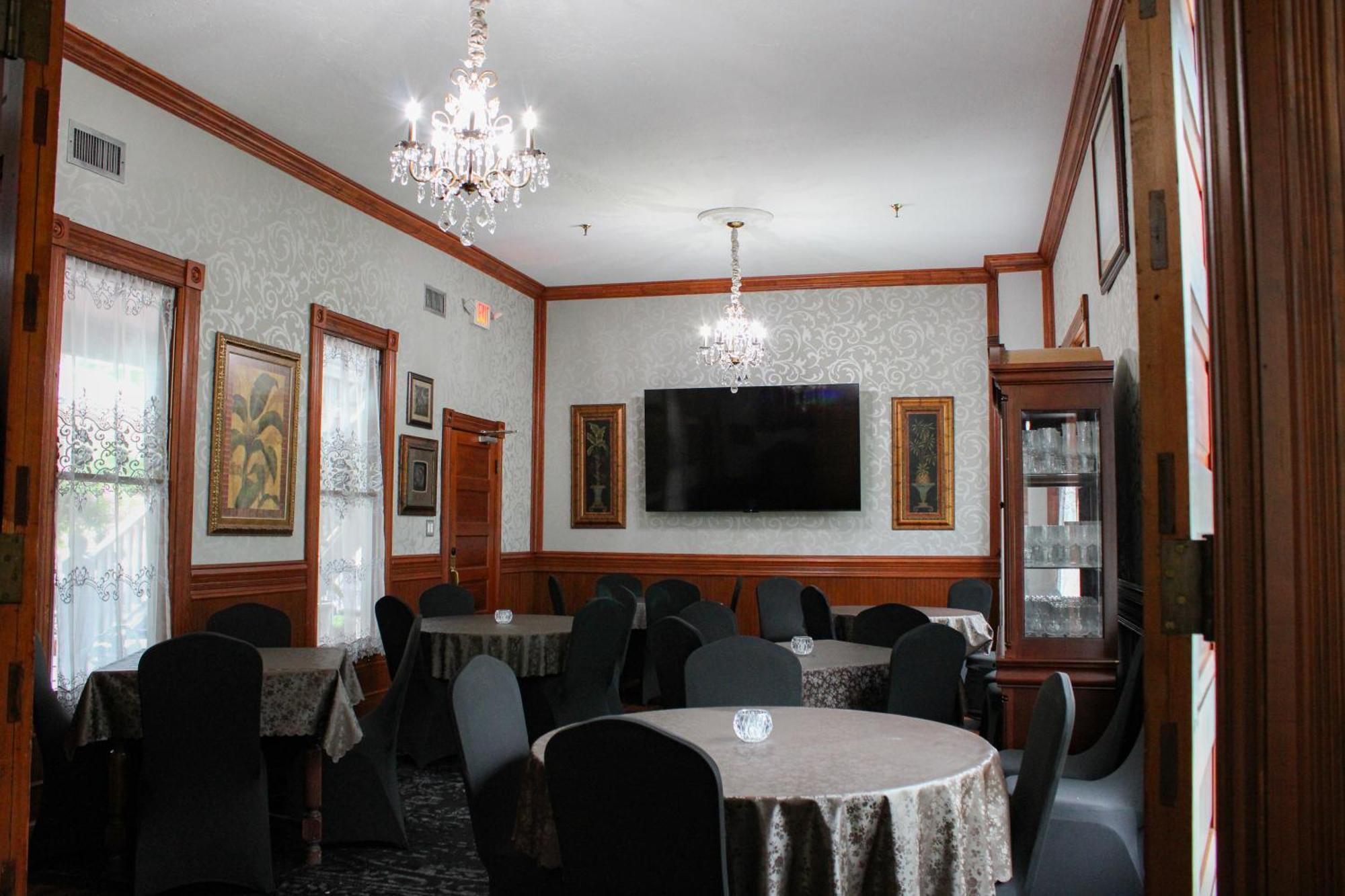 Madisonville Woodbine Inn And Restaurant מראה חיצוני תמונה